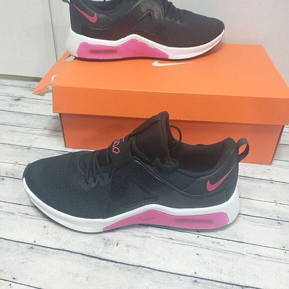 Nike Air Max Bella TR 5 Running Shoes Women's SZ 11 Black Rush Pink DD9285-061. - Picture 1 of 12